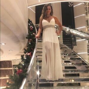 White Sheer Overlay Maxi Skirt Size Large‎